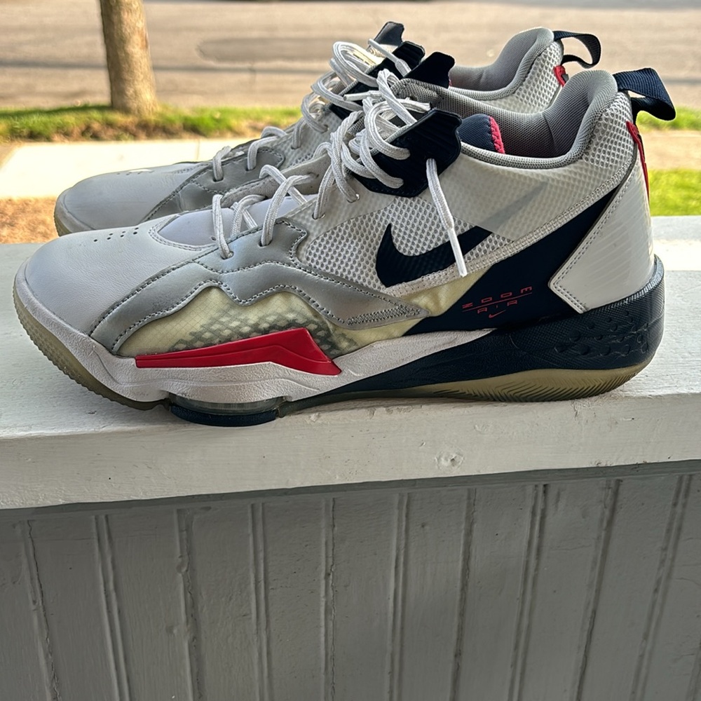 Jordan zoom 92